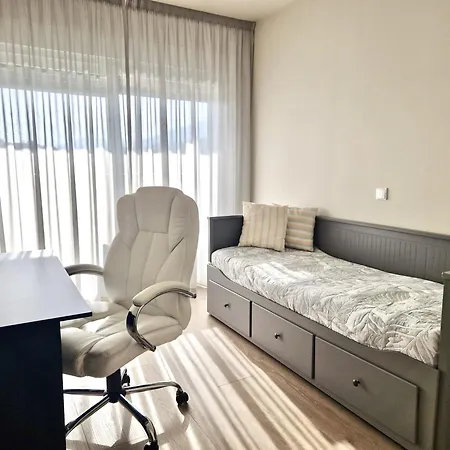 Sr Wellingtonia Centro דירה אסטפונה