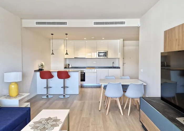 Sr Wellingtonia Centro * Εστεπόνα