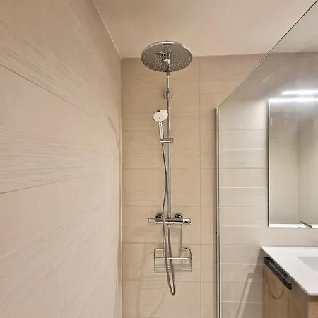 Sr Wellingtonia Centro * Estepona